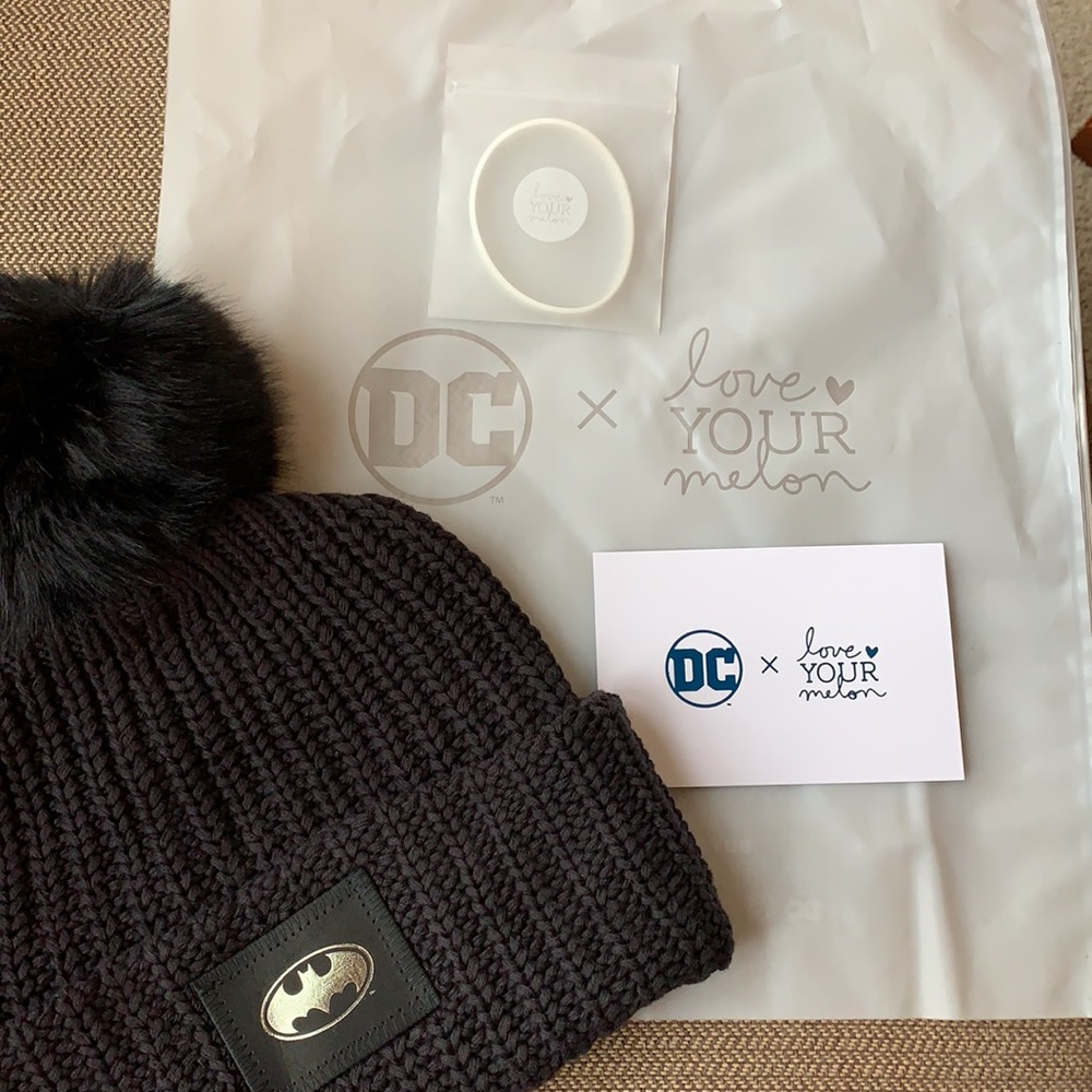 Love Your Melon Batman Black Pom Beanie - Picture 2 of 13